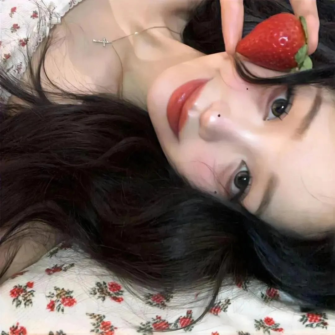 锦鲤降世，炮灰家人偷听我心声